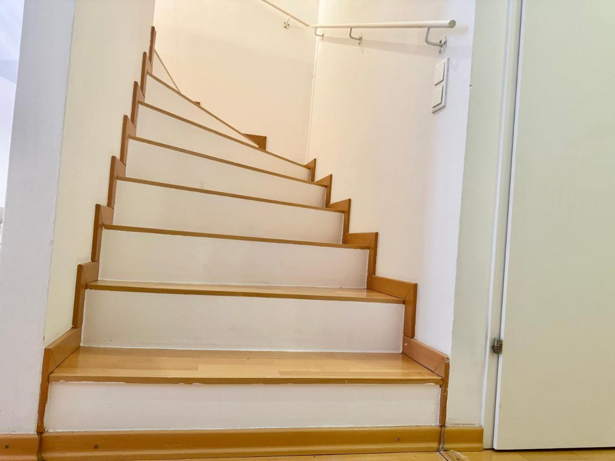 Апартаменти 90 M2 Maisonette With Free Parking Відень Екстер'єр фото